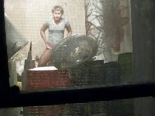 Девочка порно видео в красивом белье трахает свои дырки игрушками