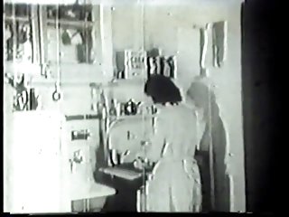 Зрелая, красивые девушки порно онлайн грудастая шлюха жестко трахнута двумя горячими мужчинами