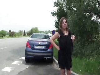 Великолепная девушка сосет член в красивое порно онлайн бесплатно комнате