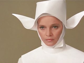 Загорелая сексуальная цыпочка Kendra любит огромный черный член своего тренера красивое порно красивые девушки