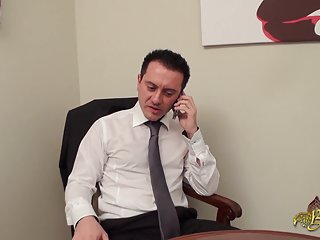 Русская блонди, разводимая для секса в какой-то хижине seks krasivy